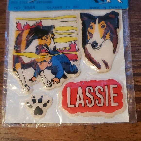 Vintage Lassie Three Dimensional Puffy Stickers 1980's Made in Taiwan No 3009 - Picture 5 of 8